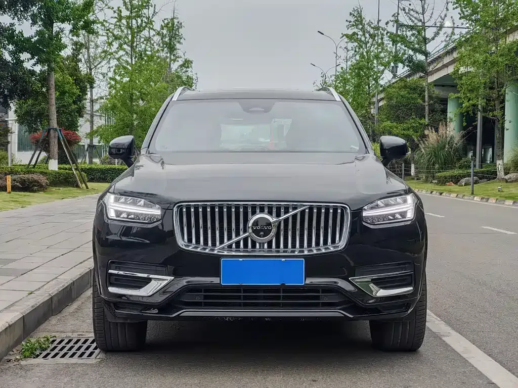 Volvo XC90 2023 из CN, фото 7