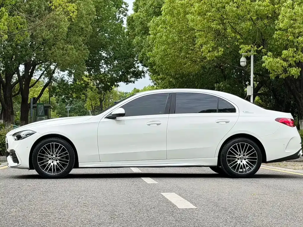 Mercedes-Benz C-Class — фото 10