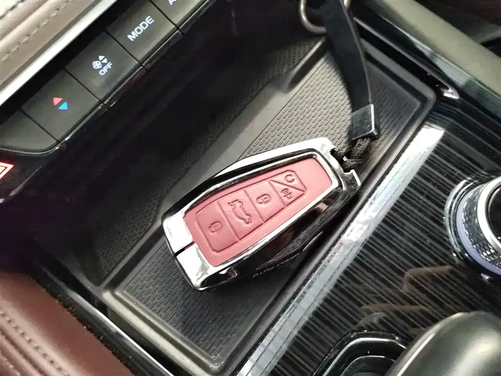 Geely Xingyue L 2023 из CN, фото 4