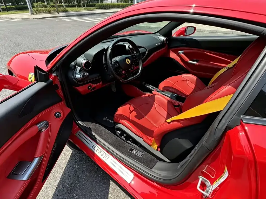 Ferrari F8 — фото 8
