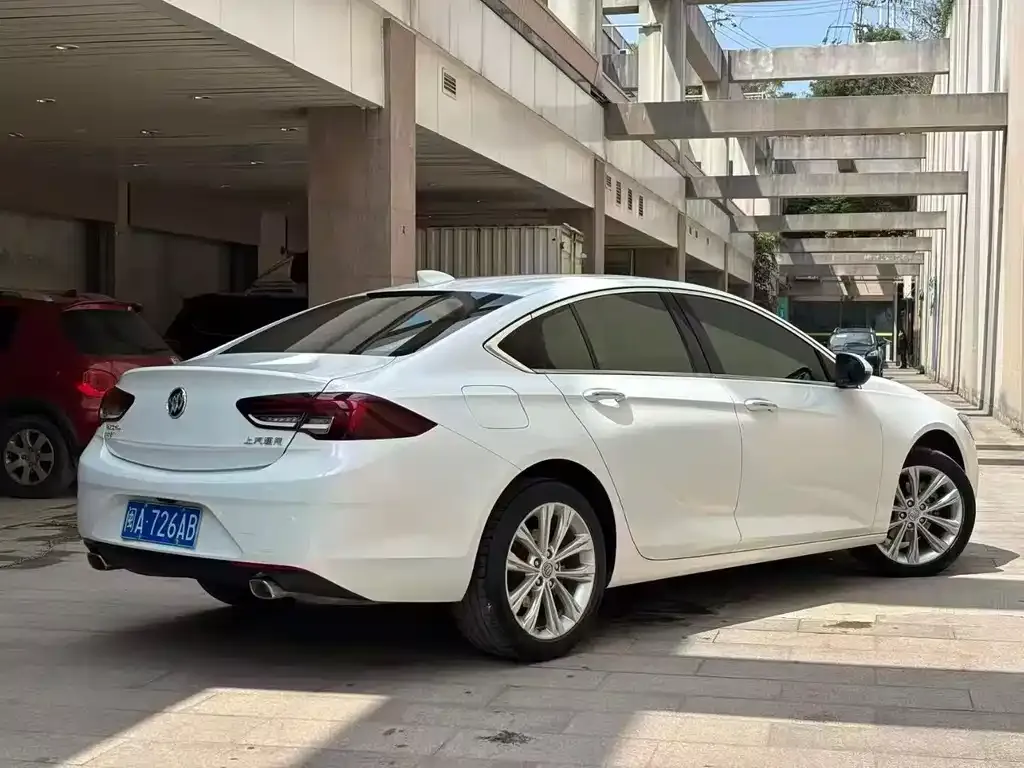 Buick Regal — фото 8