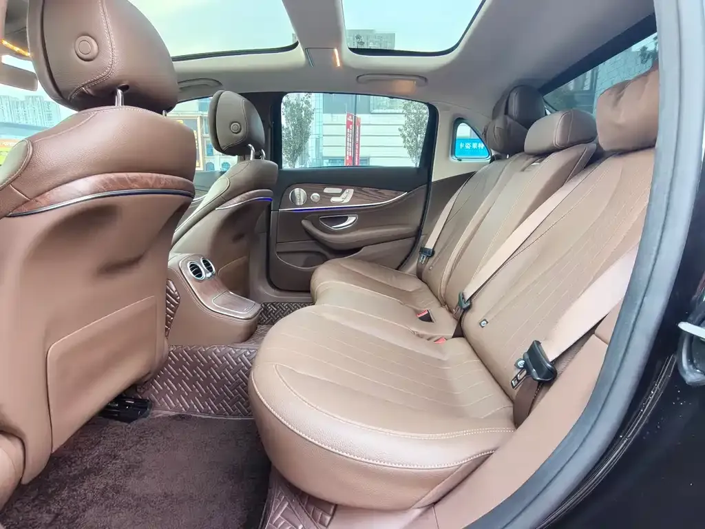 Mercedes-Benz E-Class 2023 из CN, фото 8