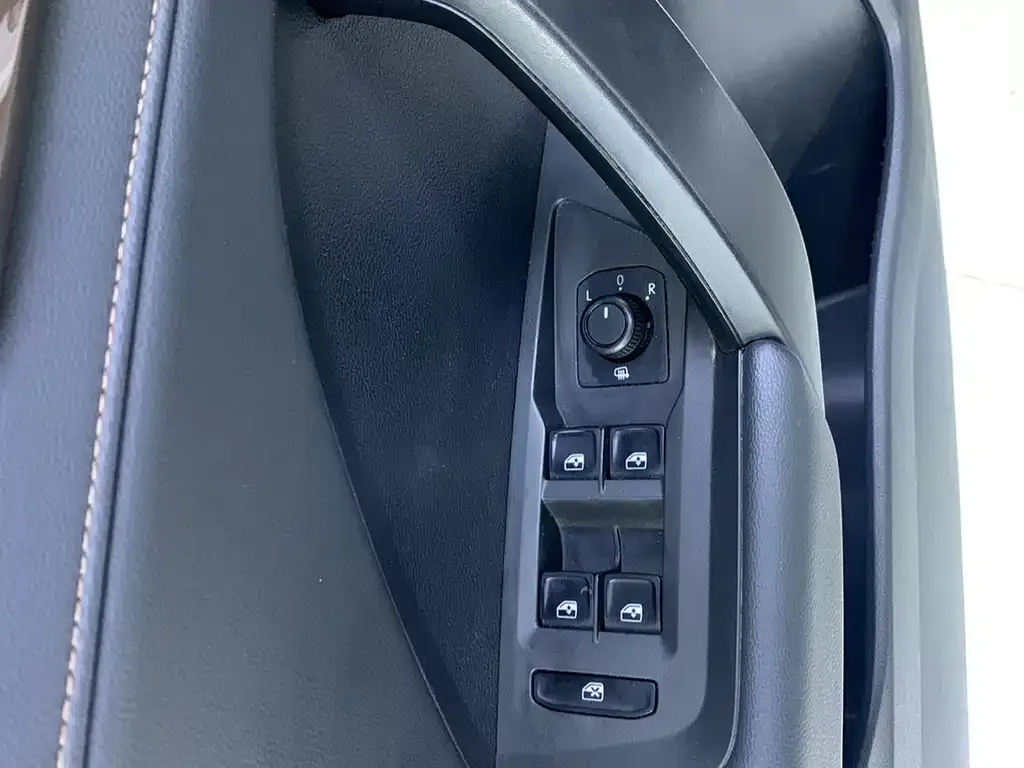 Volkswagen Tharu — фото 8