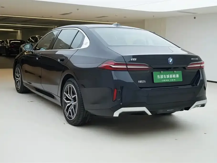 BMW i5 2025 из CN, фото 2