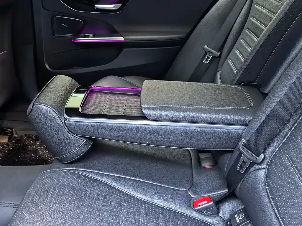 Mercedes-Benz C-Class 2023 из CN, фото 6