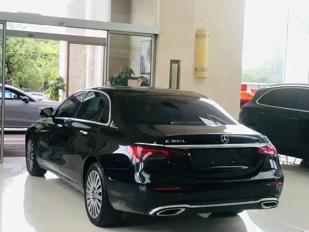 Mercedes-Benz E-Class 2022 из CN, фото 2