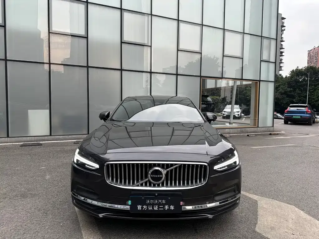 Volvo S90 2024 из CN, фото 8