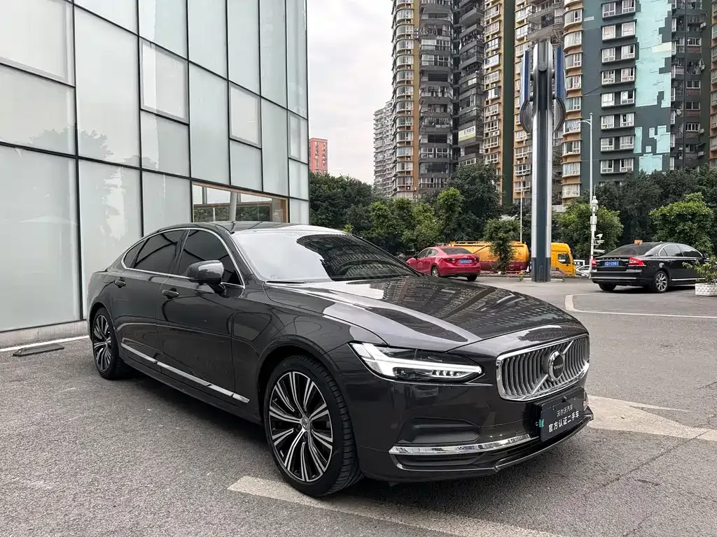 Volvo S90 2024 из CN, фото 4