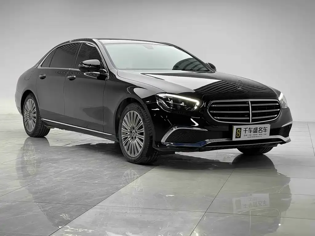 Mercedes-Benz E-Class — фото 10