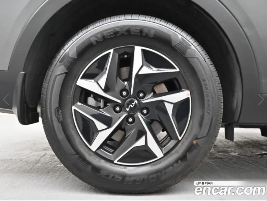 Kia Sorento — фото 10