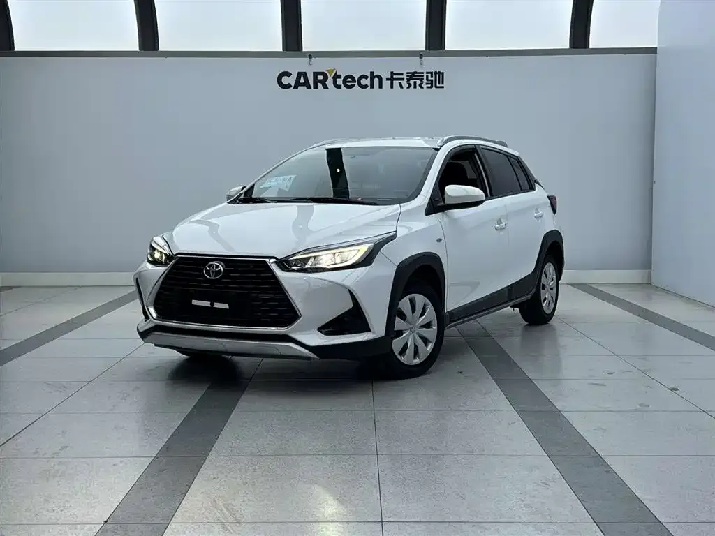 Toyota Yaris L