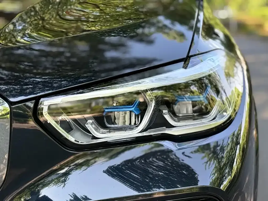 BMW X5 — фото 2