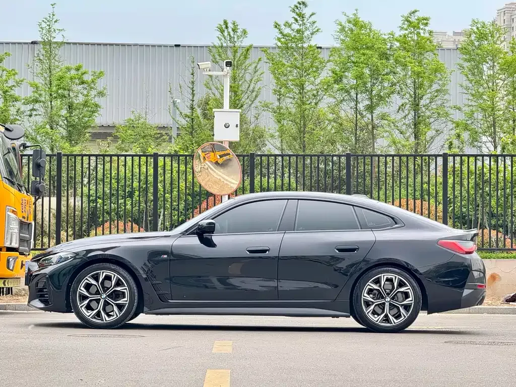 BMW 4 Series 2022 из CN, фото 9