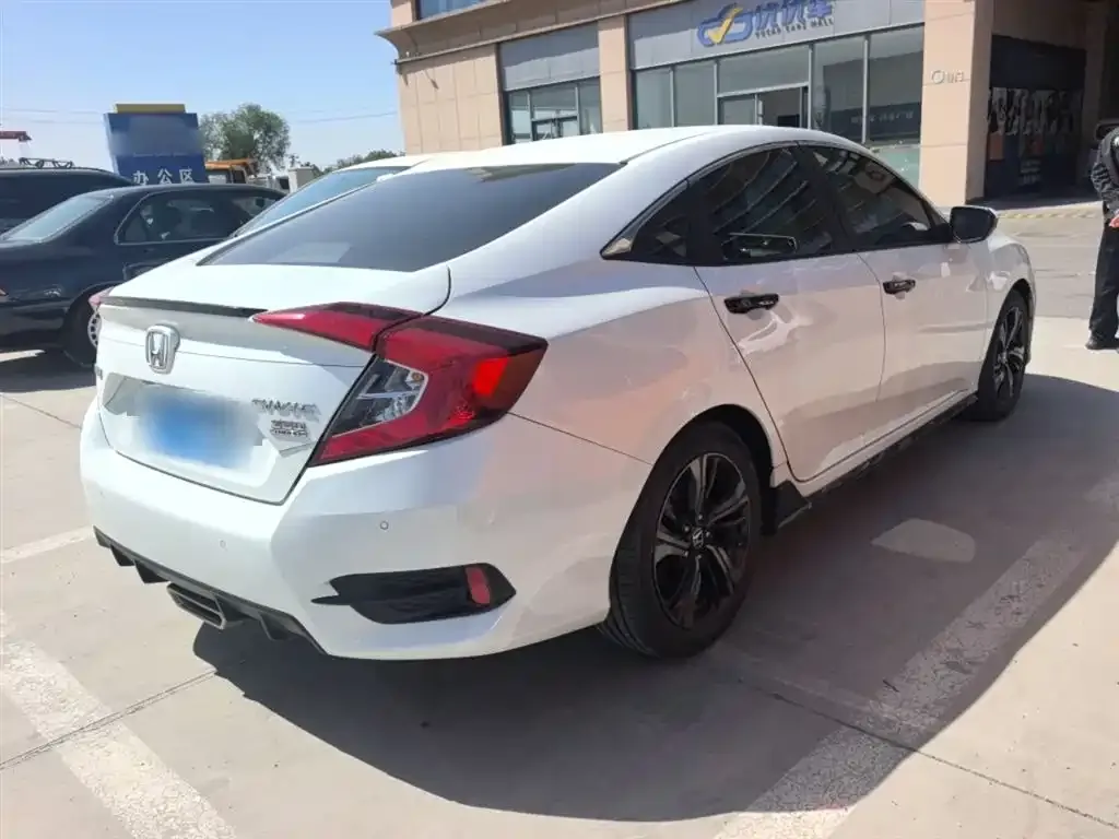 Honda Civic 2021 из CN, фото 3