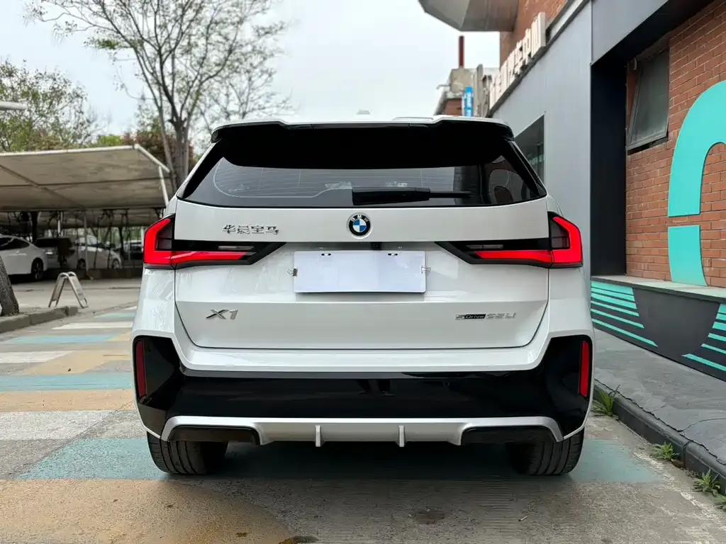 BMW X1 2023 из CN, фото 9