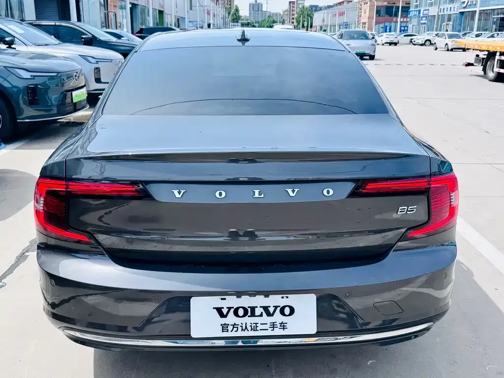 Volvo S90 — фото 5