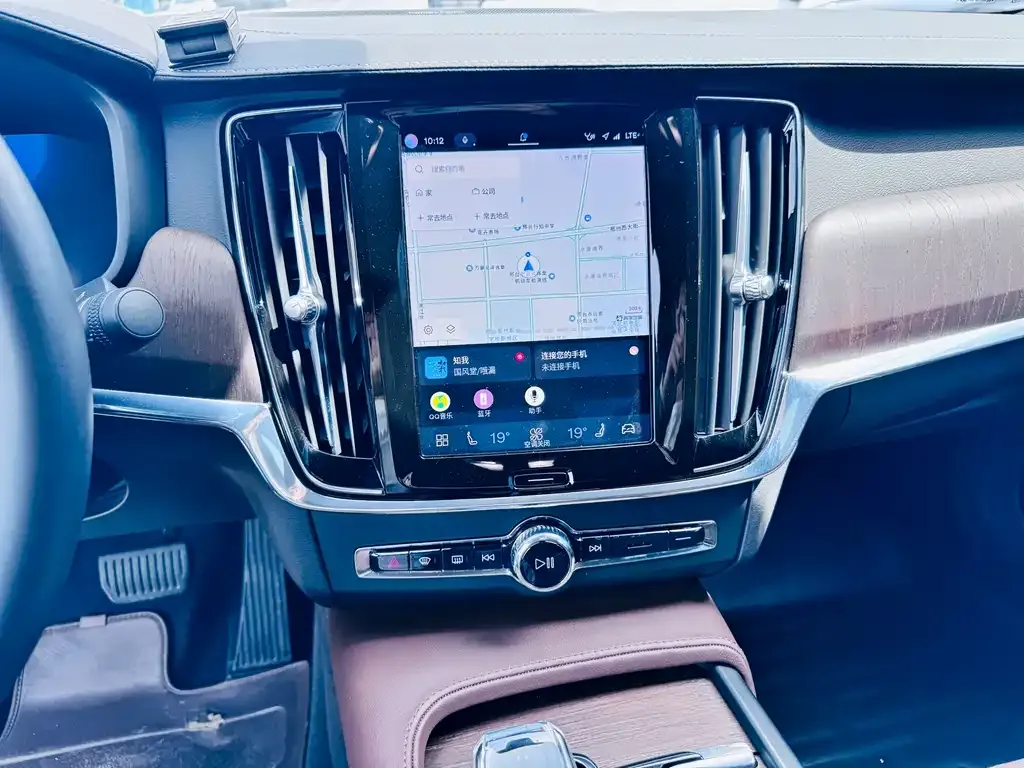 Volvo S90 — фото 2