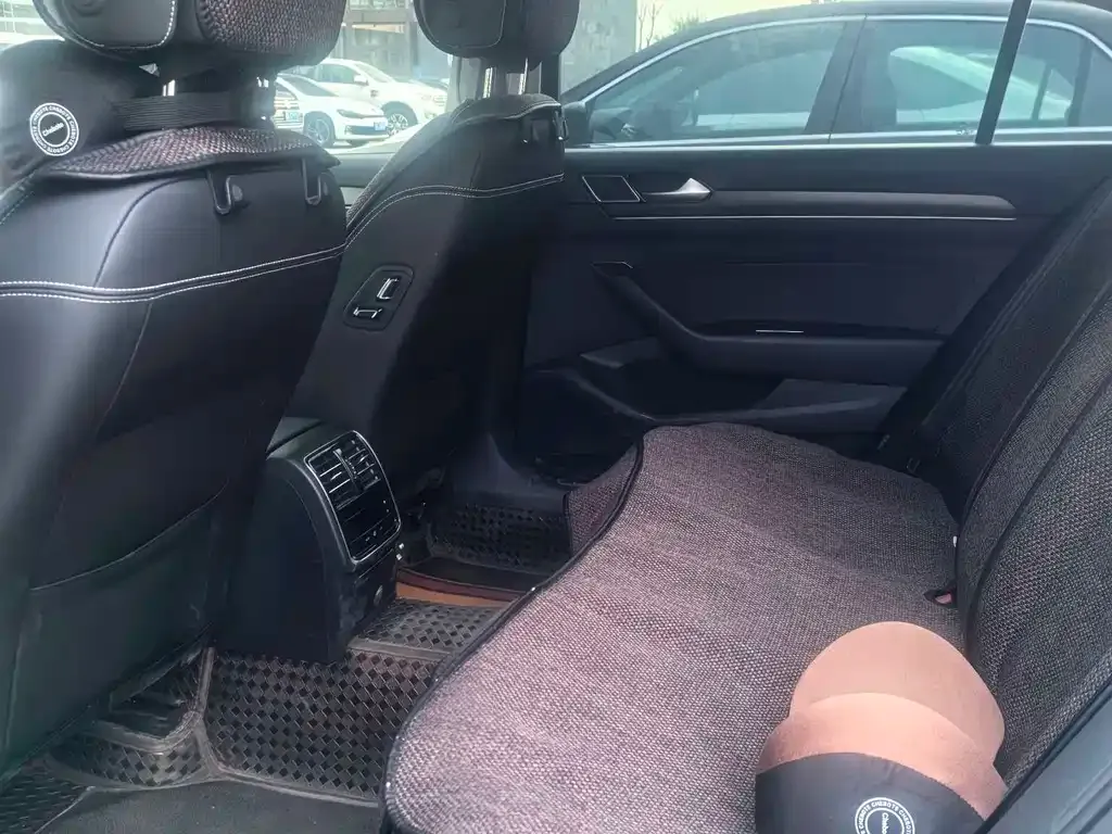 Volkswagen Magotan 2022 из CN, фото 5