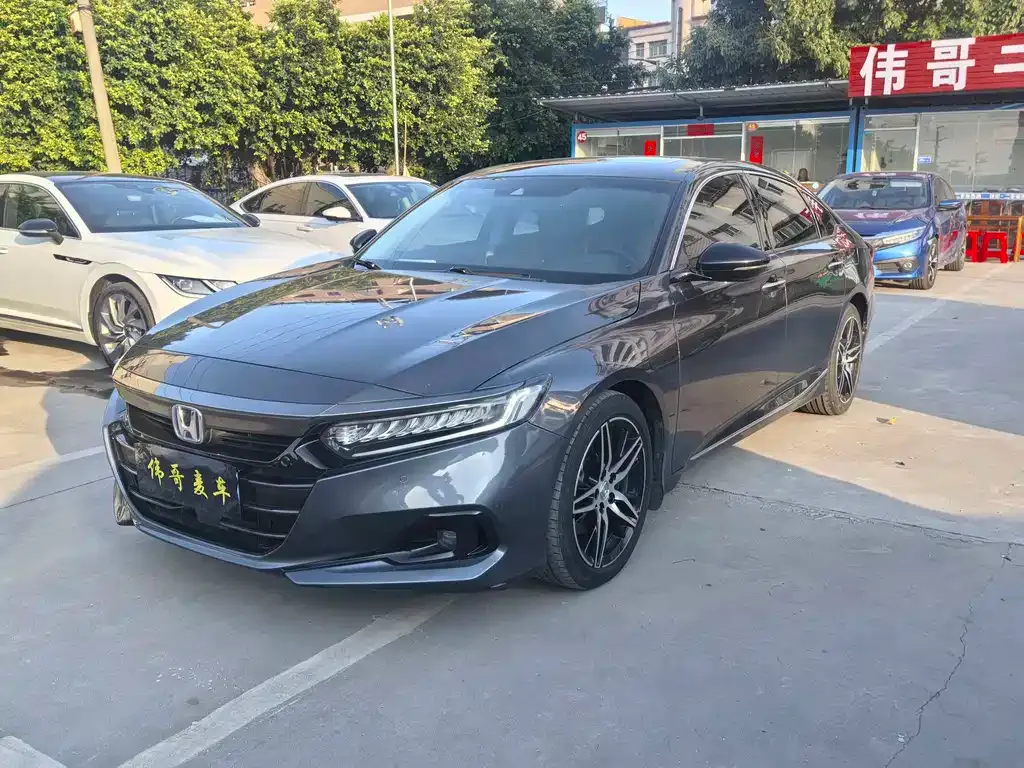 Honda Accord — фото 6