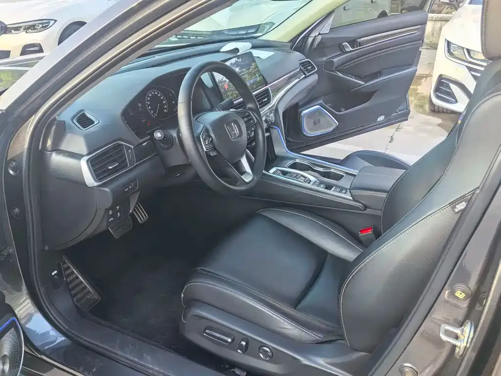 Honda Accord — фото 3