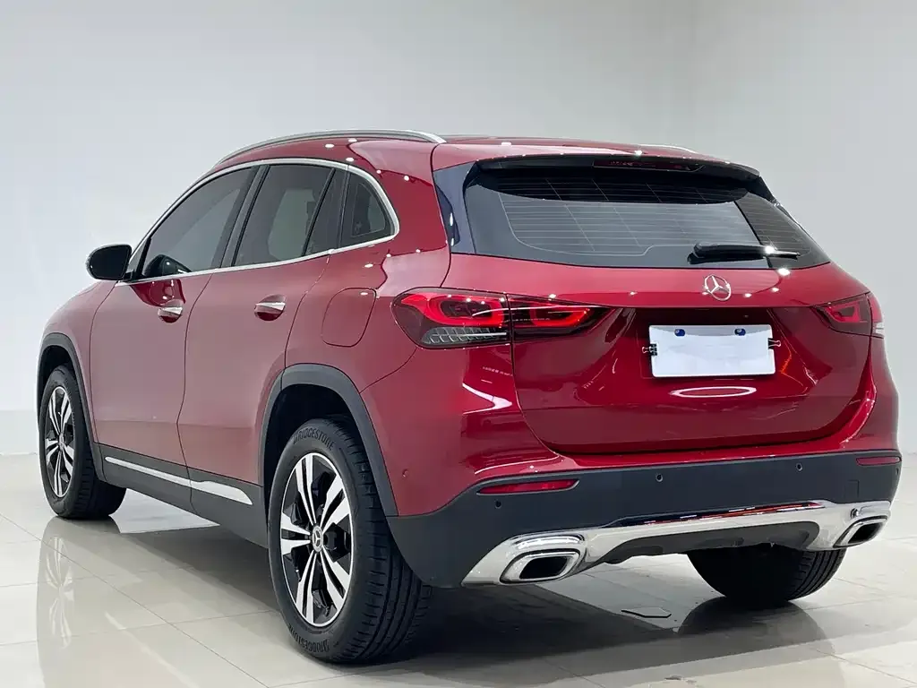 Mercedes-Benz GLA — фото 10