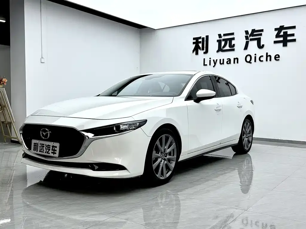 Mazda 3 Axela 2021 из CN, фото 2