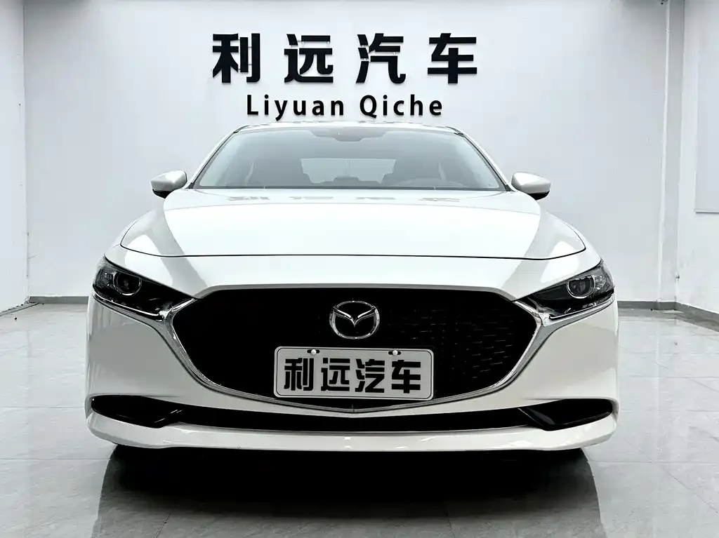 Mazda 3 Axela 2021 из CN, фото 3