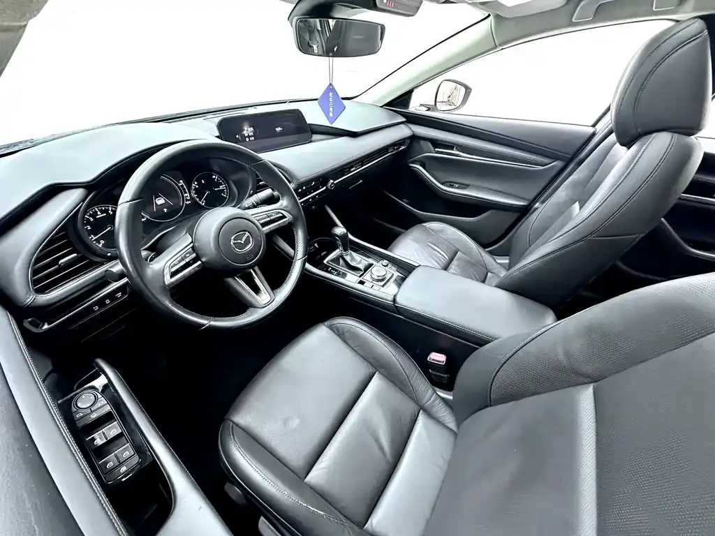 Mazda 3 Axela 2021 из CN, фото 5