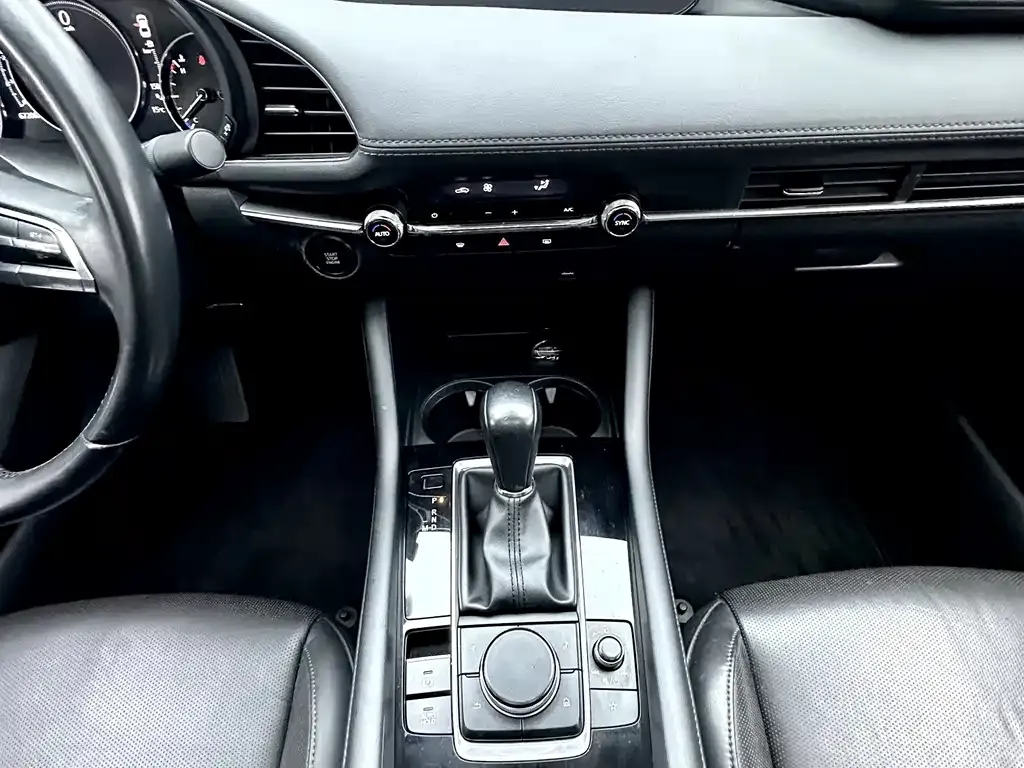 Mazda 3 Axela 2021 из CN, фото 8