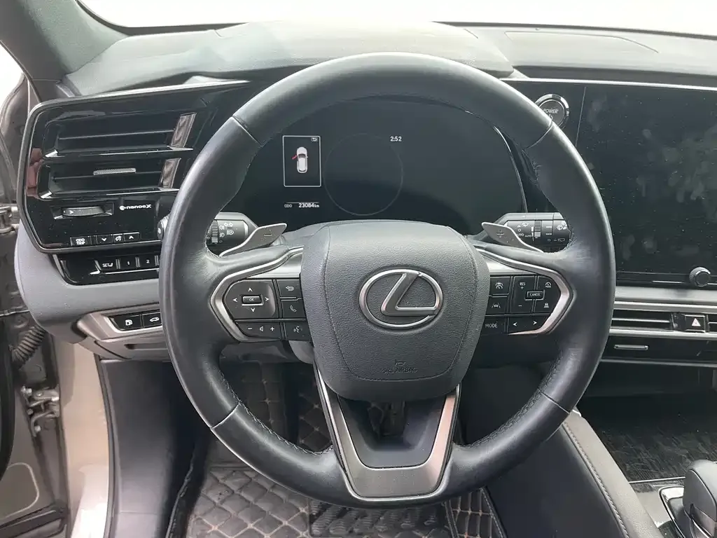Lexus RX — фото 5