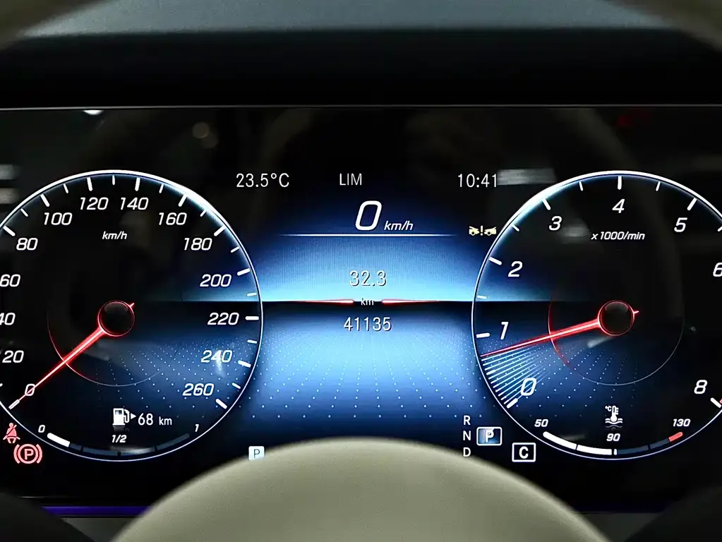 Mercedes-Benz E-Class (Import) 2023 из CN, фото 8