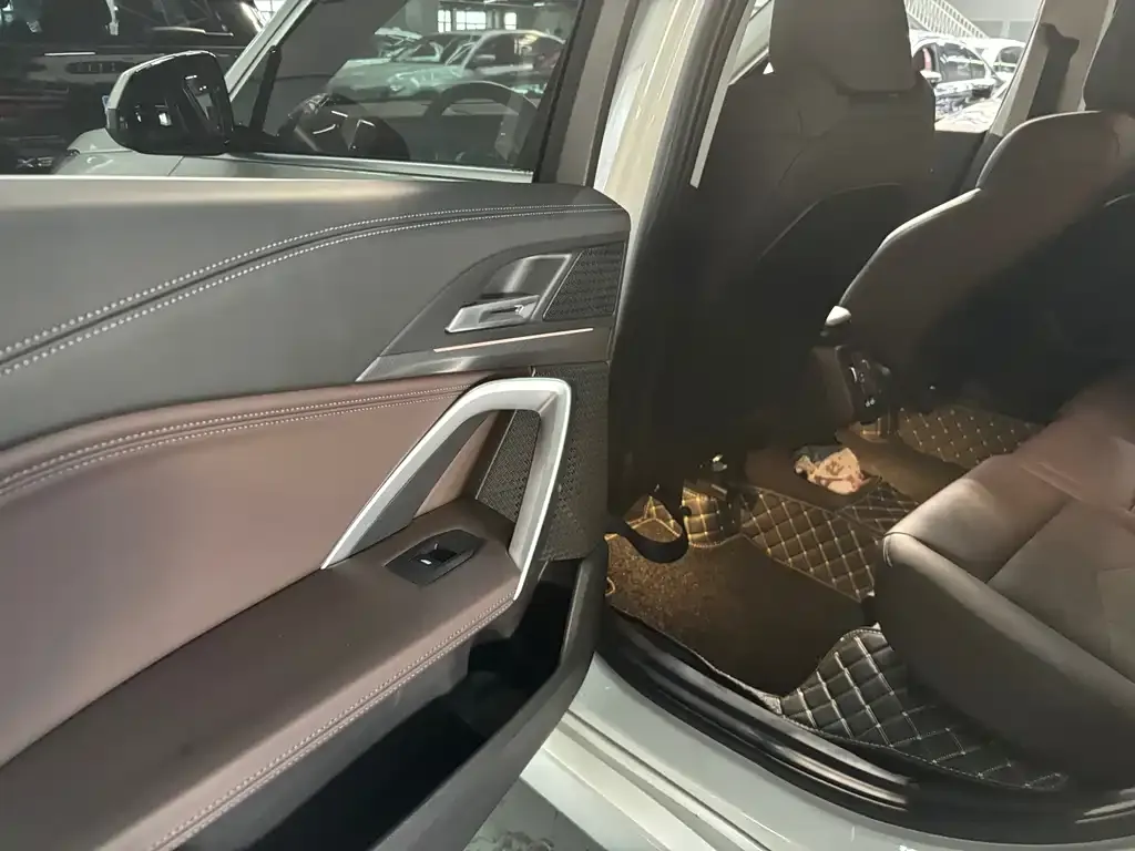 BMW X1 2024 из CN, фото 2