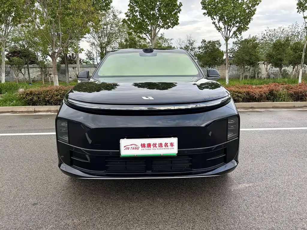 Li Auto L6 — фото 10
