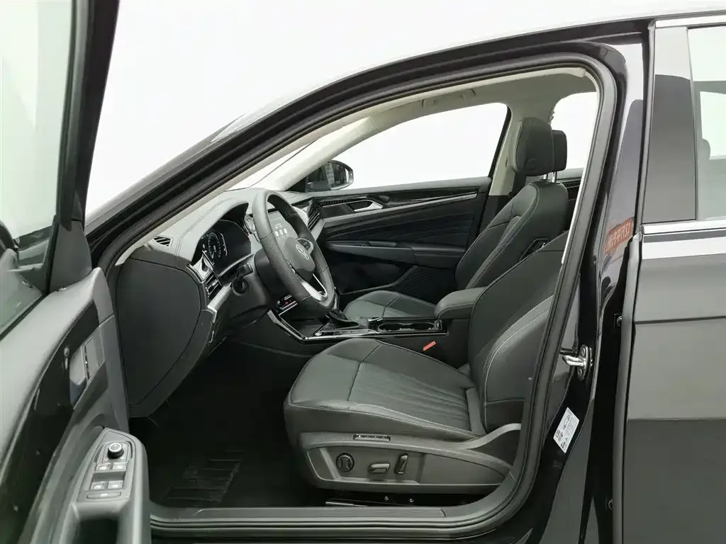 Volkswagen Passat — фото 9