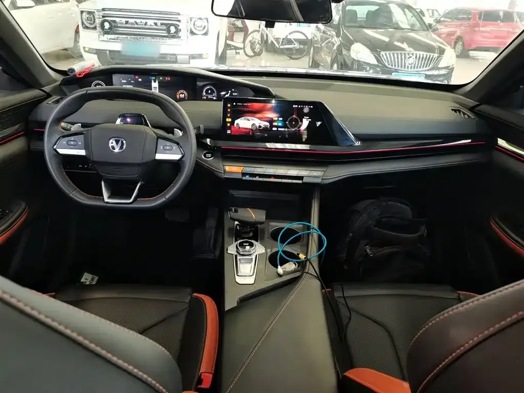 Changan UNI-V 2023 из CN, фото 3