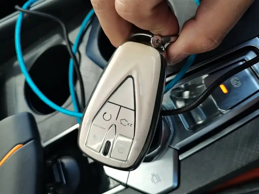 Changan UNI-V 2023 из CN, фото 2