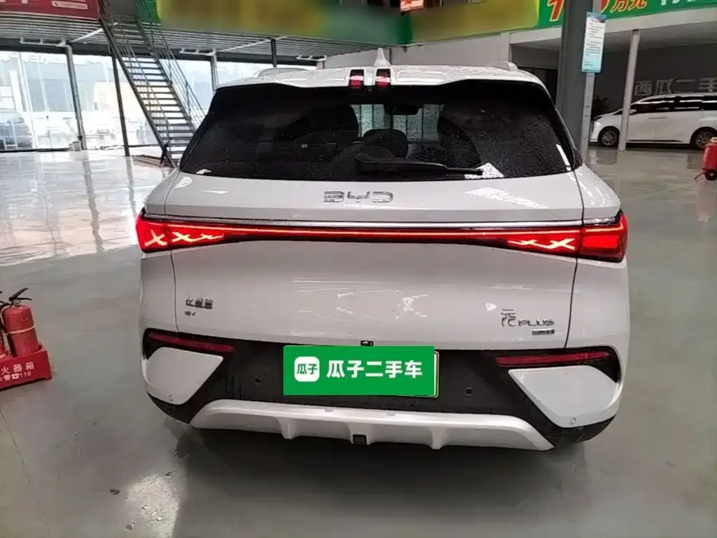 BYD Yuan Plus — фото 7