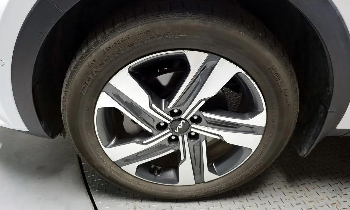 Kia Sorento — фото 3