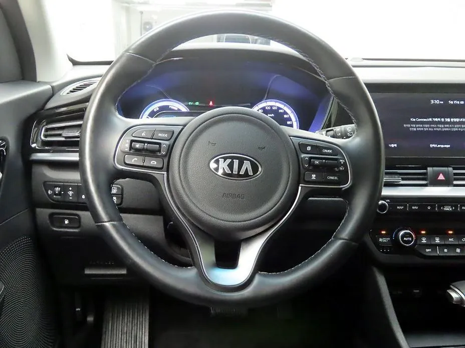 Kia Niro 2021 из KR, фото 8