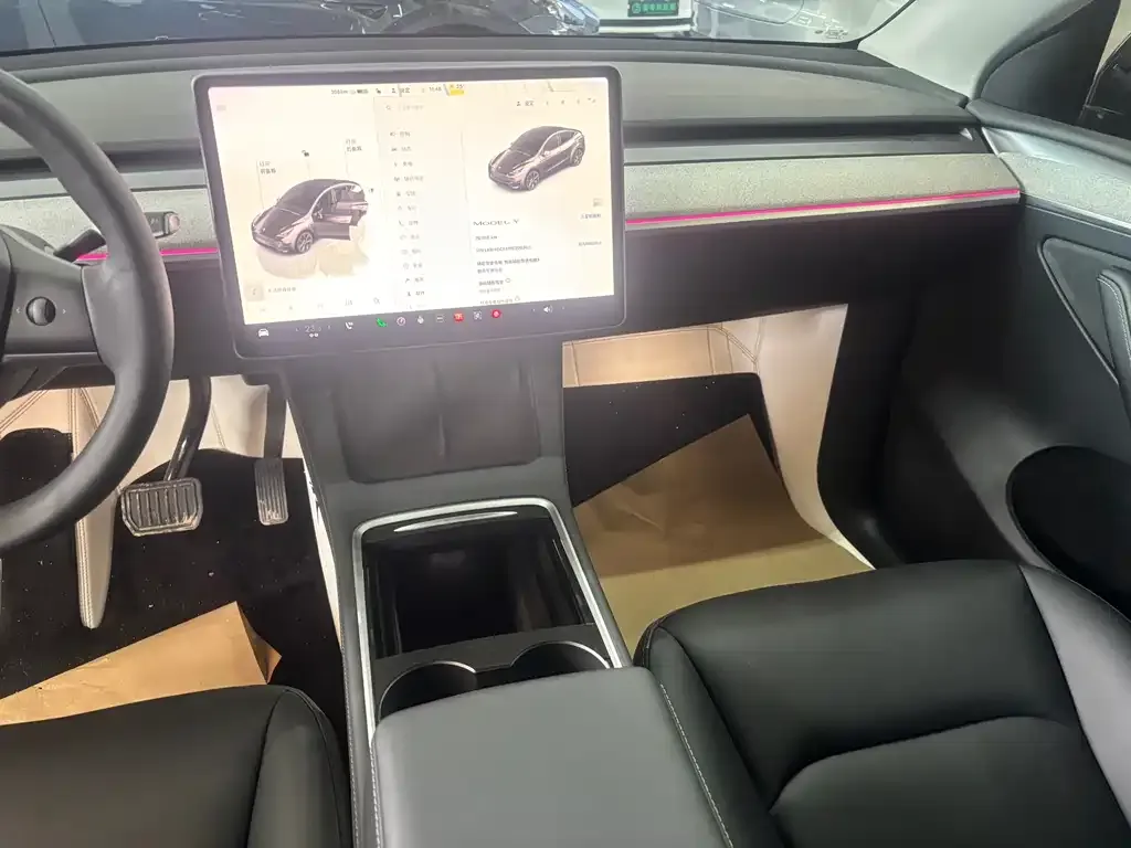 Tesla Model Y — фото 3