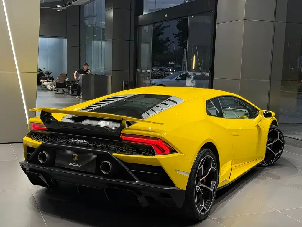Lamborghini Huracan 2021 из CN, фото 10