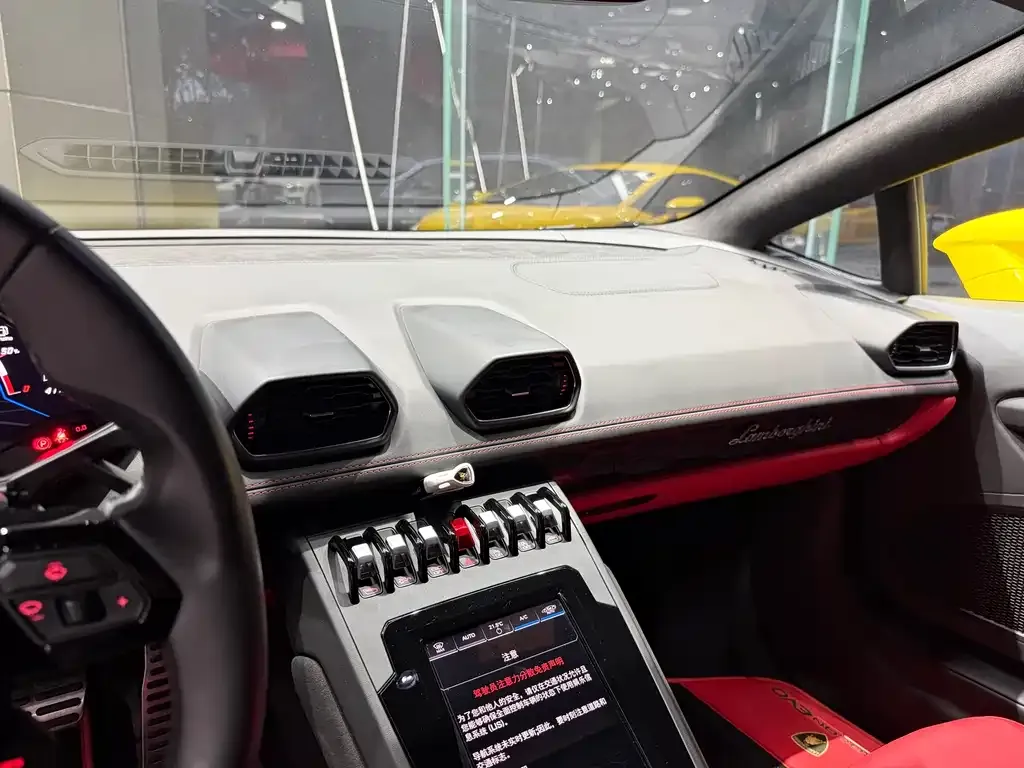 Lamborghini Huracan 2021 из CN, фото 9