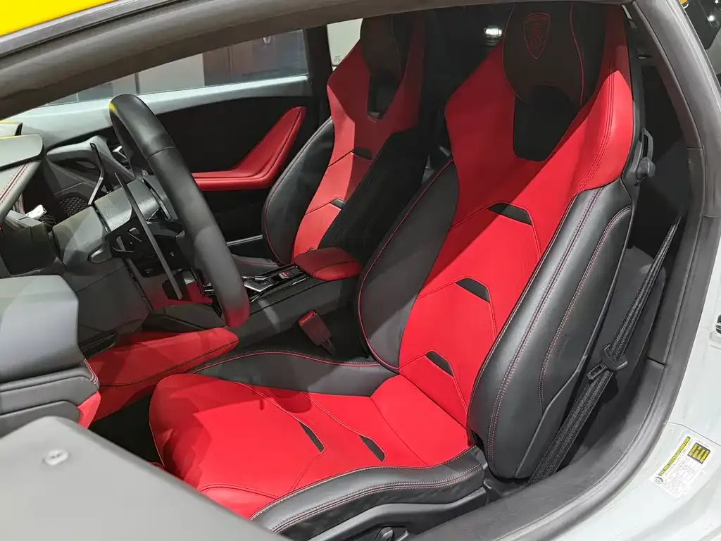 Lamborghini Huracan 2021 из CN, фото 2