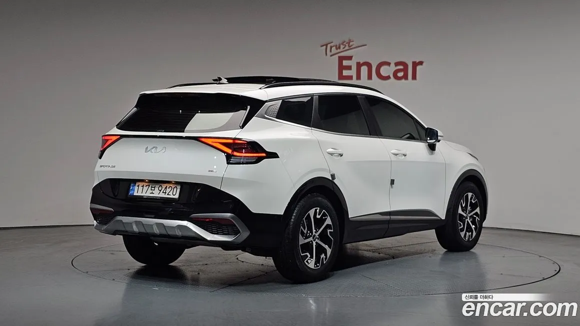 Kia Sportage — фото 8