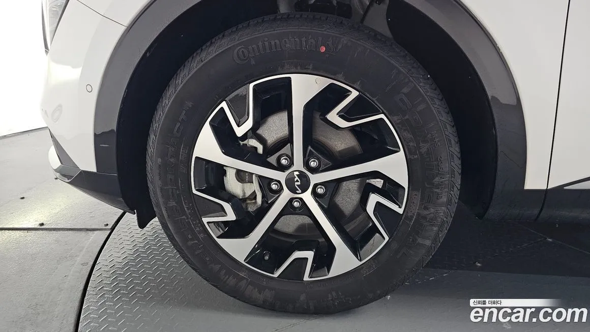 Kia Sportage — фото 9