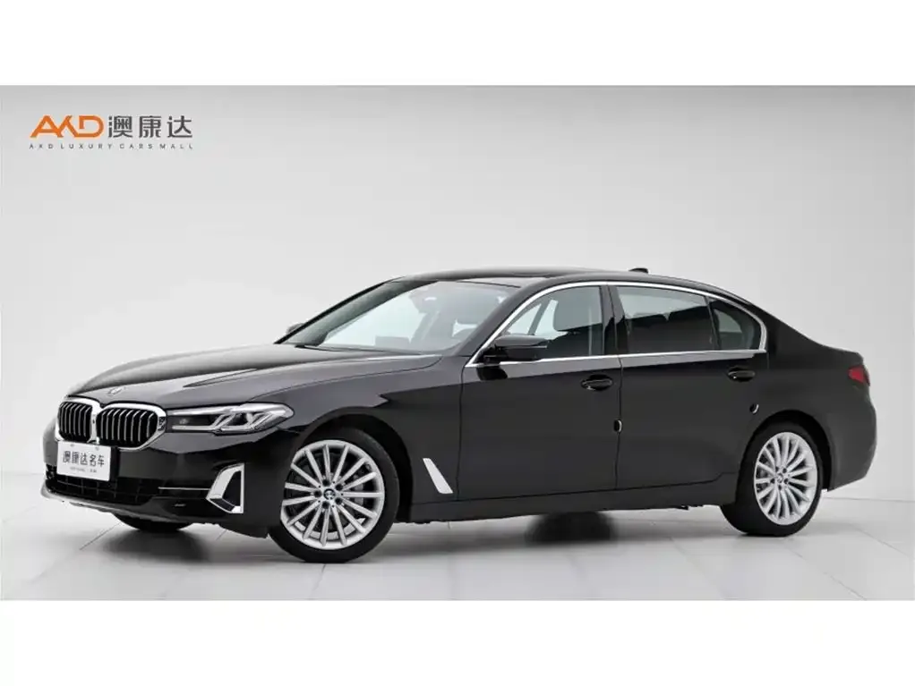 BMW 5 Series — фото 1