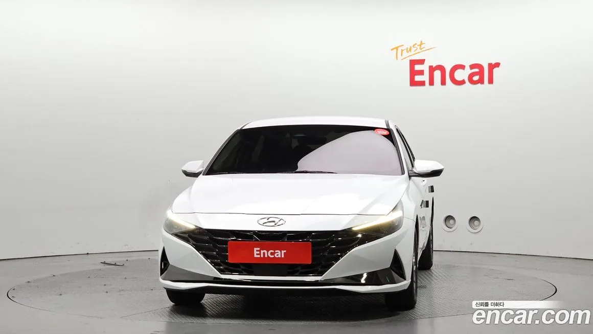 Hyundai AVANTE — фото 2