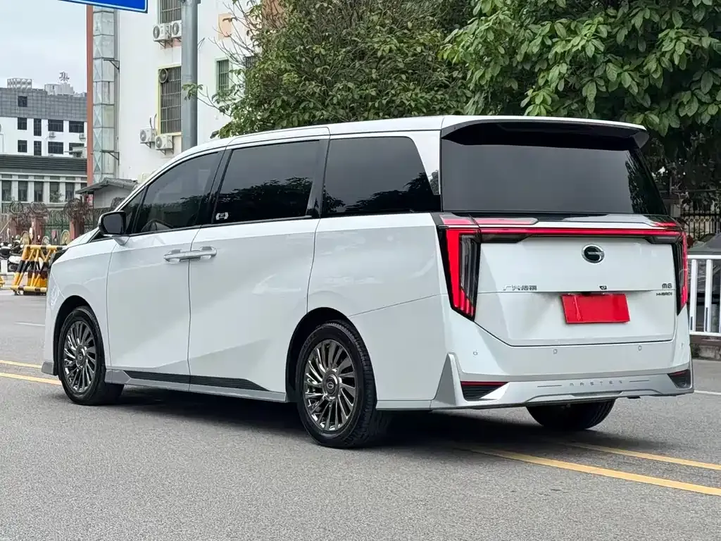 GAC Motor Trumpchi M8 — фото 8