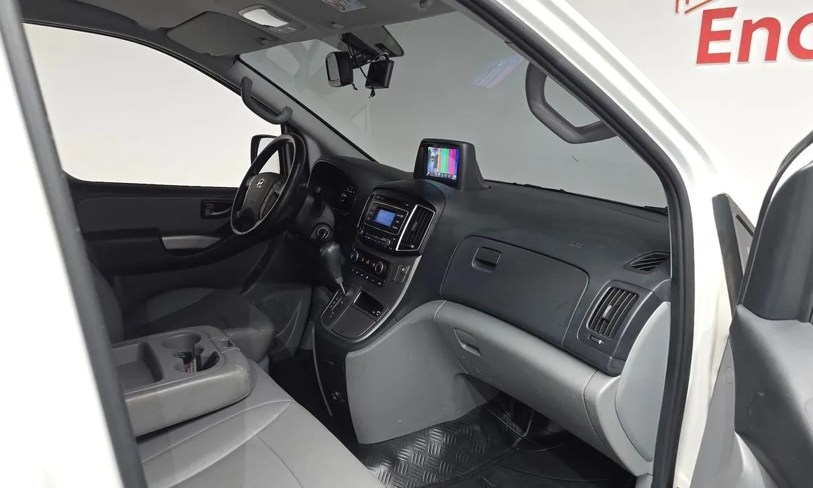Hyundai Starex 2021 из KR, фото 8