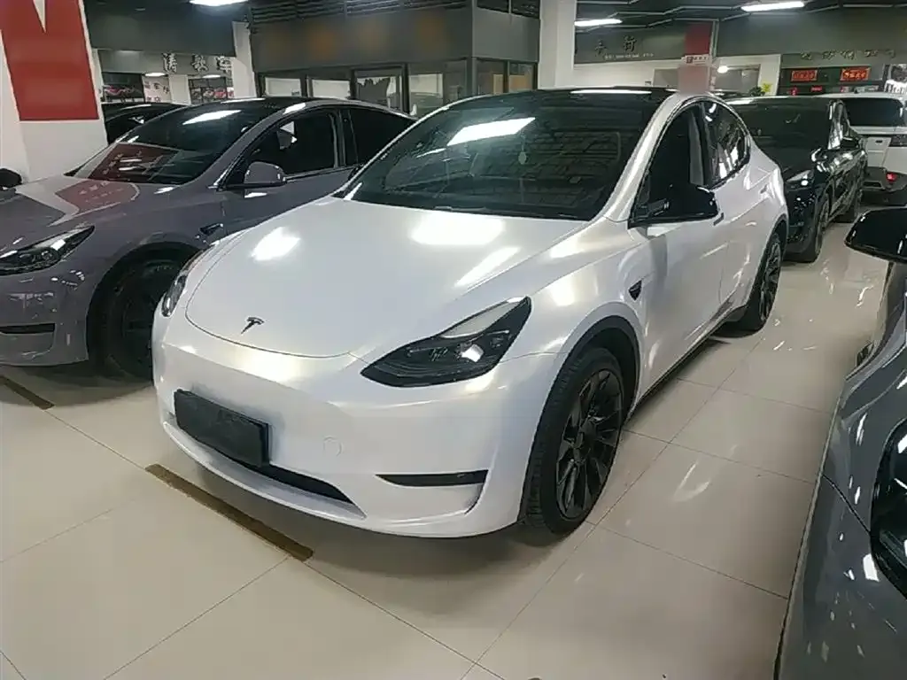 Tesla Model Y 2024 из CN, фото 1